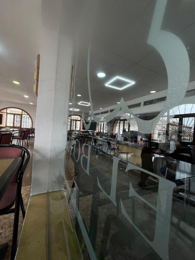 Hostal El Botero Monreal del Campo Luaran gambar